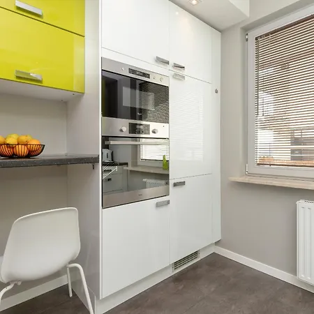 Cosy And Bright With Balcony In Redlowo By Renters דירה *
